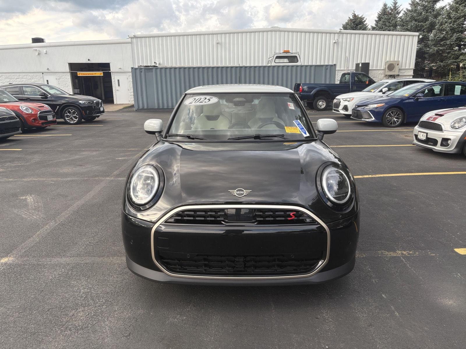 mini hardtop 2 door 2025 WMW23GD01S2W15311 image mini hardtop 2 door 2025 WMW23GD01S2W15311 image